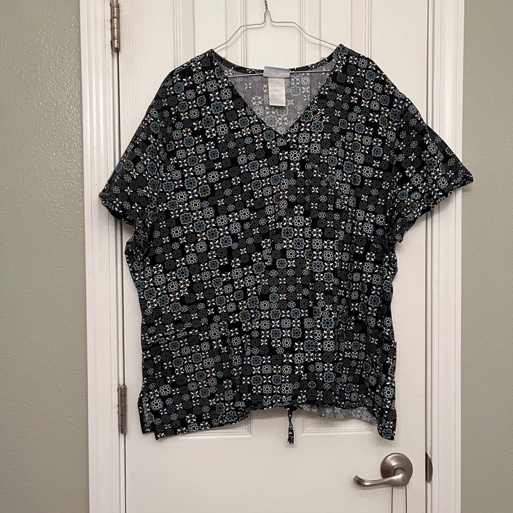Plus size women’s Chic Black Patterned Women's scrub top